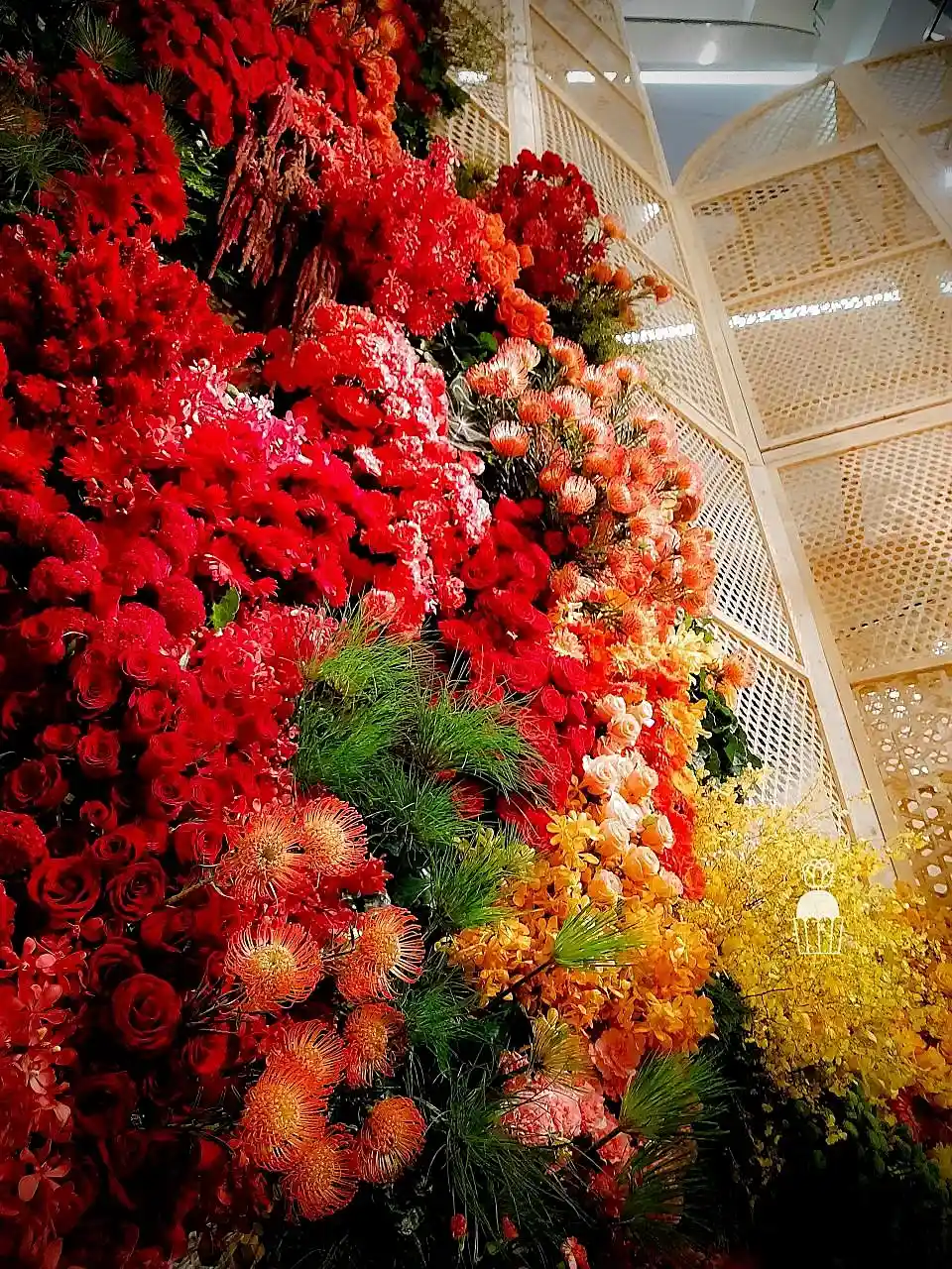 Luxurious Flower Design